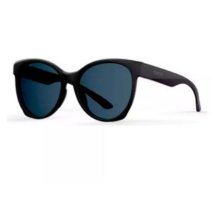 Smith Optics Women's Fairground Sunglasses ChromaPop Matte Black, Gray Polarized